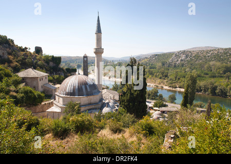 Moschee, Pocitelj, Altstadt und Fluss Neretva, Bosnien und Herzegowina, Europa Stockfoto