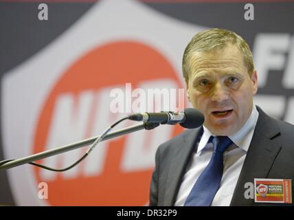 Kirchheim, Deutschland. 18. Januar 2014. Temporäre Bundesvorsitzender der NPD Udo Pastoers spricht beim Bundes Parteitag der rechtsextremen nationale demokratische Partei von Deutschland (NPD) in Kirchheim, Deutschland, 18. Januar 2014. Foto: JENS-ULRICH KOCH/Dpa/Alamy Live News Stockfoto