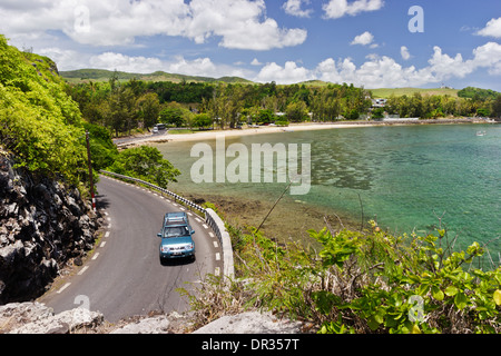 Maconde in der Nähe der Baie Du Cap kurvenreichen Straßen auf Meereshöhe und ein hoher Aussichtsturm post, Mauritius. Stockfoto