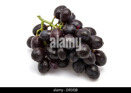 Trauben, die isoliert auf weißem Hintergrund Stockfoto