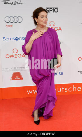 München, Deutschland. 18. Januar 2014. Schauspielerin Hannelore Elsner besucht die 41. Deutschen Filmball im Hotel Bayerischer Hof in München, Deutschland, 18. Januar 2014. Foto: Robias Hase/Dpa/Alamy Live News Stockfoto