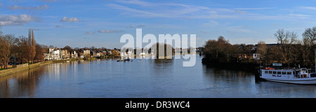 Strand auf der grünen Panorama von Kew Bridge gesehen Stockfoto