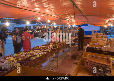 Markt-stand Jokkmokk fair Laponia Schweden Winter Stockfoto