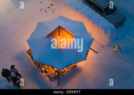 Kinderbett-Zelt von oben Jokkmokk fair Laponia Schweden Winter Stockfoto