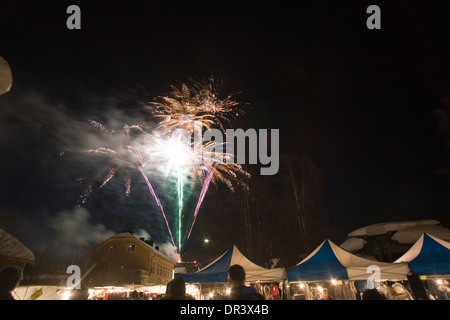 Feuerwerk Marktstraße Jokkmokk fair Laponia Schweden Winter Stockfoto