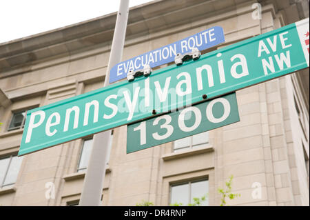 5. Mai 2009 - Washington, District Of Columbia, USA - das Straßenschild außerhalb der Ronald Reagan Building in Washington. (Kredit-Bild: © David Snyder/ZUMA Press) Stockfoto