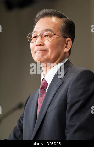 30. Januar 2009 - geben Brüssel, Belgien - chinesischen Ministerpräsidenten WEN JIABAO und EU-Kommissionspräsident Jose Manuel Barroso eine Pressekonferenz am Hauptsitz der Europäischen Kommission in Brüssel. Wichtige Themen der Sitzungen zwischen den Führern betrifft die globale Finanzkrise und die Menschenrechte während der beiden Seiten auch Vereinbarungen über Forst- und sauberen Strom unterzeichnet.  (Credi Stockfoto