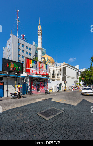 Malediven, Männlich, Straßenszene Stockfoto