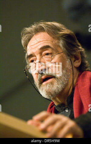 5. Dezember 2008 - Brüssel, Belgien - spanischer Komponist und Musiker JORDI SAVAL besucht den Start 2009 Europäische Jahr der Kreativität und Innovation bei der Europäischen Kommission am Hauptsitz in Brüssel, Belgien. (Kredit-Bild: © Wiktor Dabkowski/ZUMA Press) Stockfoto