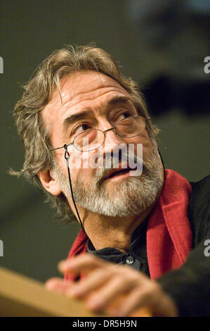 5. Dezember 2008 - Brüssel, Belgien - spanischer Komponist und Musiker JORDI SAVAL besucht den Start 2009 Europäische Jahr der Kreativität und Innovation bei der Europäischen Kommission am Hauptsitz in Brüssel, Belgien. (Kredit-Bild: © Wiktor Dabkowski/ZUMA Press) Stockfoto