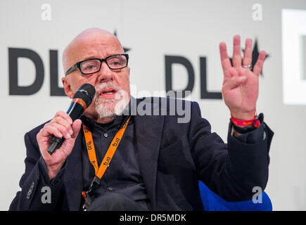 München, Deutschland. 20. Januar 2014. Brasilianische Schriftsteller Paulo Coelho spricht während der Digital Life Design-Konferenz in München, Deutschland, 20. Januar 2014. Foto: Marc Müller/Dpa/Alamy Live News Stockfoto