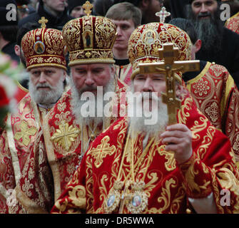 9. Dezember 2008 - starb St. Petersburg, Russland - Patriarch Alexy II, der russischen orthodoxen Kirche seit 18 Jahren führte, im Alter von 79 in seiner Residenz in der Nähe der russischen Hauptstadt am Freitag Morgen, 5. Dezember 2008. Im Bild: Patriarch von Moskau und alle Russland ALEXY II am 16. April 2004. (Kredit-Bild: © PhotoXpress/ZUMA Press) Einschränkungen: * Nord- und Südamerika Rechte nur * Stockfoto