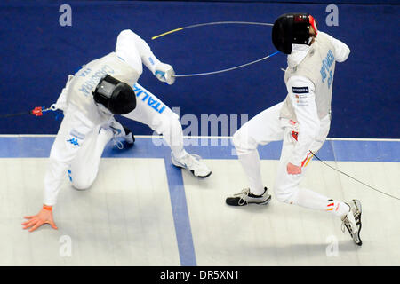 Paris, Frankreich. 18. Januar 2014. Internationalen Fechten Champioinships für Männer. Andrea Cassara (Ita) vs. Peter Joppich (Ger) Halbfinale Credit: Action Plus Sport/Alamy Live News Stockfoto
