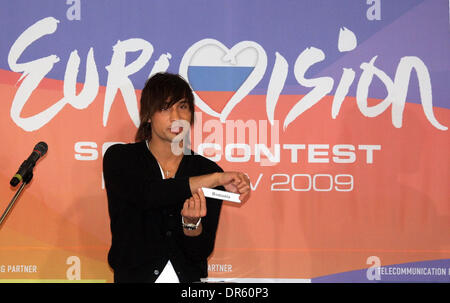 29. April 2009 findet den Wettbewerb - Moskau, Russland - The Olympyisky Sport Complex statt. Bild: Eurovision 2008 Gewinner DIMA BILAN aus Russland, 16. März 2009. (Kredit-Bild: © PhotoXpress/ZUMA Press) Stockfoto