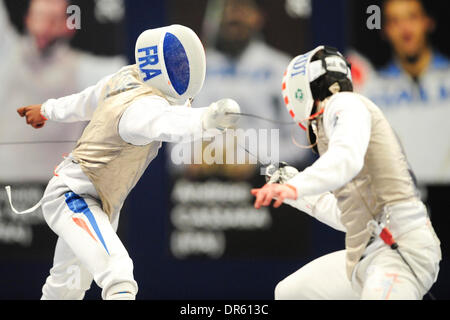 Paris, Frankreich. 18. Januar 2014. Internationalen Fechten Champioinships für Männer. Enzo Lefort (Fra) versus Gerek Meinhardt (Usa) Halbfinale Credit: Action Plus Sport/Alamy Live News Stockfoto