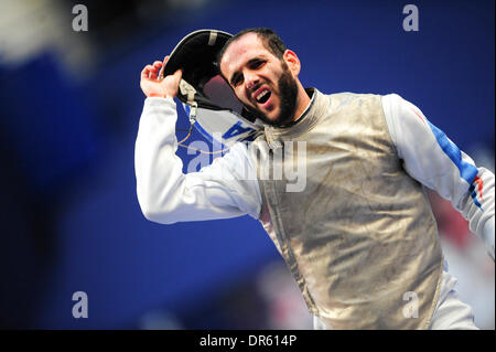 Paris, Frankreich. 18. Januar 2014. Internationalen Fecht-Meisterschaften für Männer. Erwan Le Pechoux (Fra) Credit: Aktion Plus Sport/Alamy Live-Nachrichten Stockfoto