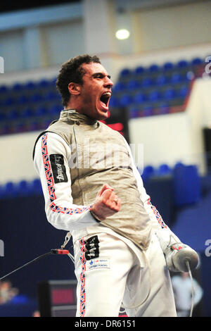 Paris, Frankreich. 18. Januar 2014. Internationalen Fecht-Meisterschaften für Männer. Feiern von James Adrew Davis (Gbr) Credit: Action Plus Sport/Alamy Live News Stockfoto