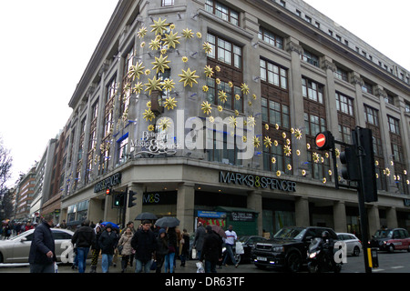 Vereinigtes Königreich Zentrum London w1 Oxford street Marks &amp; Spencer zu speichern, zu Weihnachten Stockfoto