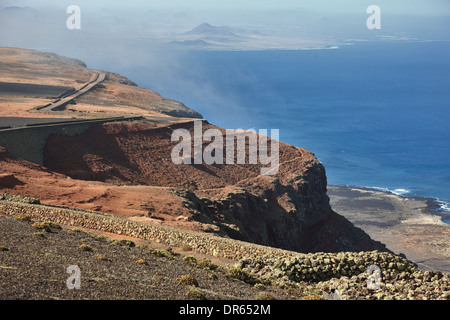 Ausblick vom Mirador del Río ist ein Aussichtspunkt befindet sich auf einer ca. 475 Meter hohen Böschung genannt Batería del Río in th Stockfoto