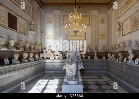 Halle des Philosophen, Palazzo Nuovo, Capitoline Museum, Rom. Stockfoto