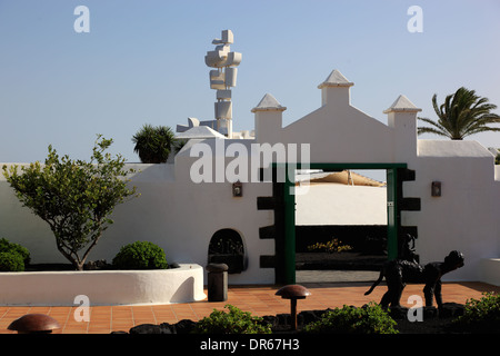 Denkmal an die Bauern, Denkmal für die Fruchtbarkeit, bäuerlichen Gesellschaft symbolisiert den Zusammenhalt der Monumento al Campesino, Farme Stockfoto