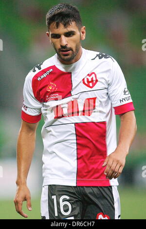 Melbourne, Australien. 17. Januar 2014. ZIZ BEHICH von Melbourne Heart in Aktion in 15 Vorrundenspiel zwischen Melbourne Heart und Newcastle Jets - australischen Hyundai A-League Saison 2013/2014 AAMI Stadium. © Tom Griffiths/ZUMA Wire/ZUMAPRESS.com/Alamy Live-Nachrichten Stockfoto