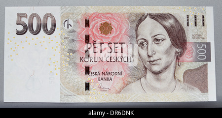 Die Vorderseite der Banknote Währung Tschechien 200 Kronen mit einem Bild von Božena Němcová Stockfoto