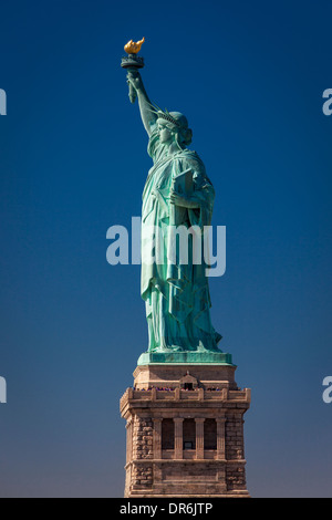 Seitenansicht der Statue of Liberty, New York City, USA Stockfoto