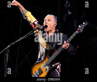 Floh der Red Hot Chili Peppers durchführen Croke Park in Dublin - 26.06.12 Stockfoto