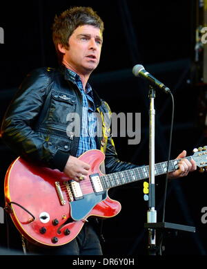 Noel Gallagher High Flying Birds durchführen Croke Park in Dublin - 26.06.12 Stockfoto