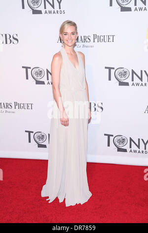 Gast der 66. Annual Tony Awards, statt im Beacon Theatre - Ankunft New York City, USA - 10.06.12 Stockfoto