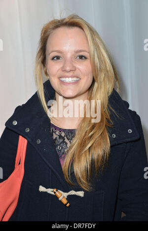 London, UK: Lauren Aikman betreut die MediaSKIN NTA Gifting Lounge im Penthouse, 1 Leicester Square in London, 20. Januar 2014 Credit: siehe Li/Alamy Live News Stockfoto