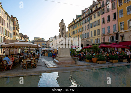 Café im Freien, Marseille, Frankreich Stockfoto