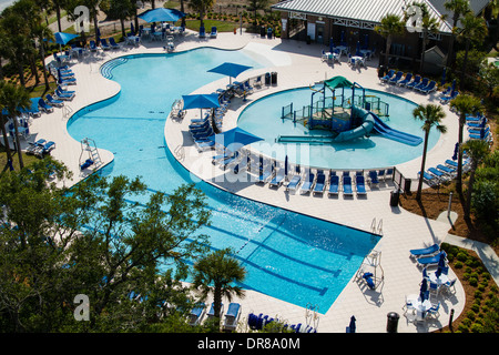 Eine Luftaufnahme des Schwimmbades Neptun Park befindet sich auf St. Simons Island, Georgia. Stockfoto