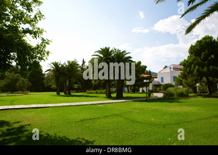 Wie Blick auf schöne europäische Sommerpark Fragment Stockfoto