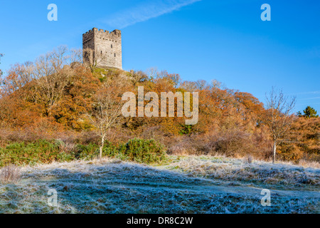 Dolwyddelan Castle (Walisisch: Castell Dolwyddelan) war eine gebürtige Waliser Burg Dolwyddelan in Conwy Grafschaft nahe Stockfoto