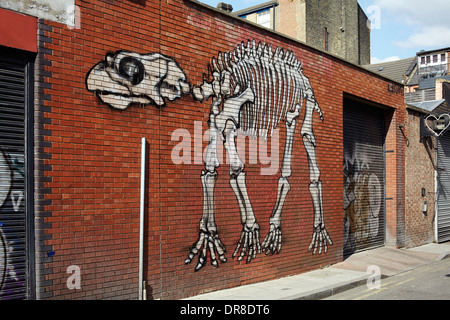 Shoreditch Gemälde an der Wand des dinosar Stockfoto