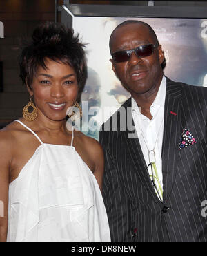 Angela Bassett, Courtney B. Vance 2012 Film Festival - "Middle Of Nowhere" Premiere am Regal Kinos L.A. Live Los Angeles, Kalifornien - 20.06.12 Stockfoto