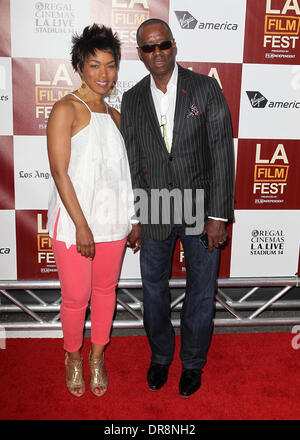 Angela Bassett, Courtney B. Vance 2012 Film Festival - "Middle Of Nowhere" Premiere am Regal Kinos L.A. Live Los Angeles, Kalifornien - 20.06.12 Stockfoto