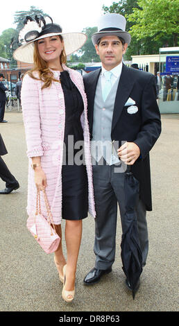 Karen Brady und ihr Ehemann Paul Peschisolido Royal Ascot in Ascot Racecourse - Ladies Day, Tag 3 Berkshire, England - 20.06.12 Stockfoto