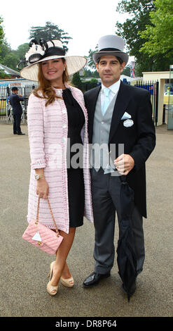 Karen Brady und ihr Ehemann Paul Peschisolido Royal Ascot in Ascot Racecourse - Ladies Day, Tag 3 Berkshire, England - 20.06.12 Stockfoto