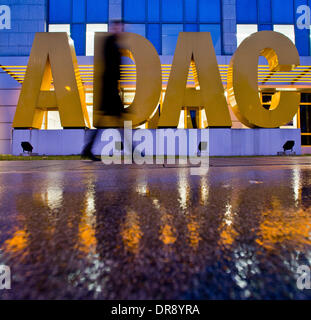 Nürnberg, Deutschland. 21. Januar 2014. Das Vorzeichen des ADAC Ouside des ADAC Nordbayern Hauptsitz in Nürnberg, Deutschland, 21. Januar 2014. Foto: DANIEL KARMANN/Dpa/Alamy Live News Stockfoto