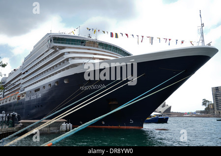 Cruise Liner Oosterdam, im Besitz von amerikanischen Linien Holland ankern in Circular Quay, Sydney Stockfoto