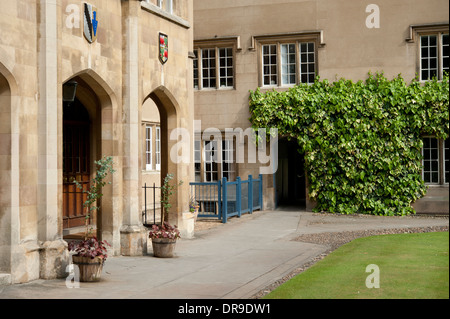 Ansicht eines Vierecks in Sidney Sussex College in Cambridge, Cambridgeshire, Großbritannien. Stockfoto