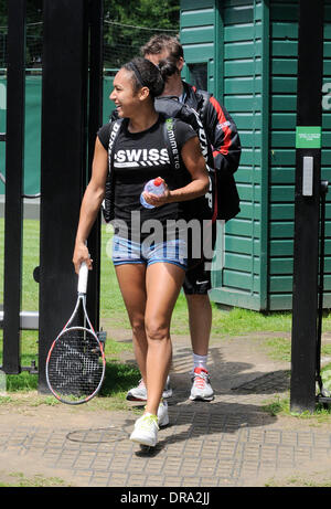 Heather Watson Ankunft im All England Club Training Wimbledon, England - 29.06.12 Stockfoto