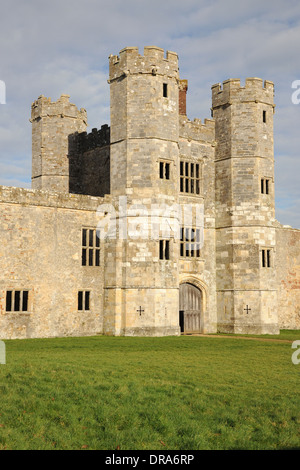 Die Ruinen von Titchfield Abbey an einem sonnigen Wintertag. Die Ruinen einer 13. Jahrhundert Prämonstratenser Abtei, später umgebaut Stockfoto