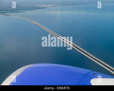 Luftaufnahme von Howard Frankland Route 275 Brücke über Tampa Bay Florida Stockfoto