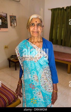 Ein altes Haus der Leute in den Muni Seva Ashram, Bilgoraj, Indien. Stockfoto