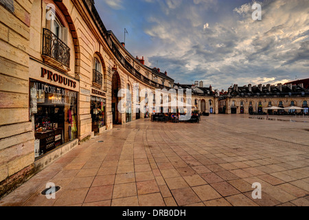 Dijon, Place De La Liberation bei Sonnenuntergang Stockfoto