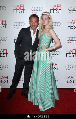 Stephen Dorff, Elle Fanning in der "Zaytoun" Screening-AFI FEST 2012, Chinese Theater, Hollywood, CA 07.11.12 Stockfoto
